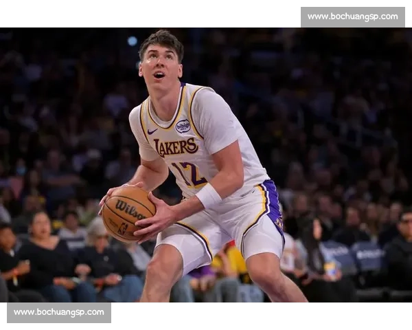 本赛季湖人对阵热火再度激烈对决揭示球队未来走向与关键战术演变