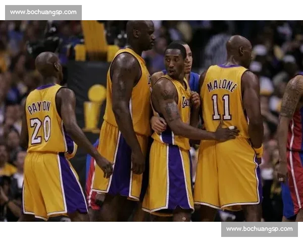 一月九日火箭对决湖人青春风暴碰撞豪门底蕴之夜赛场星光与战术博弈全面展开